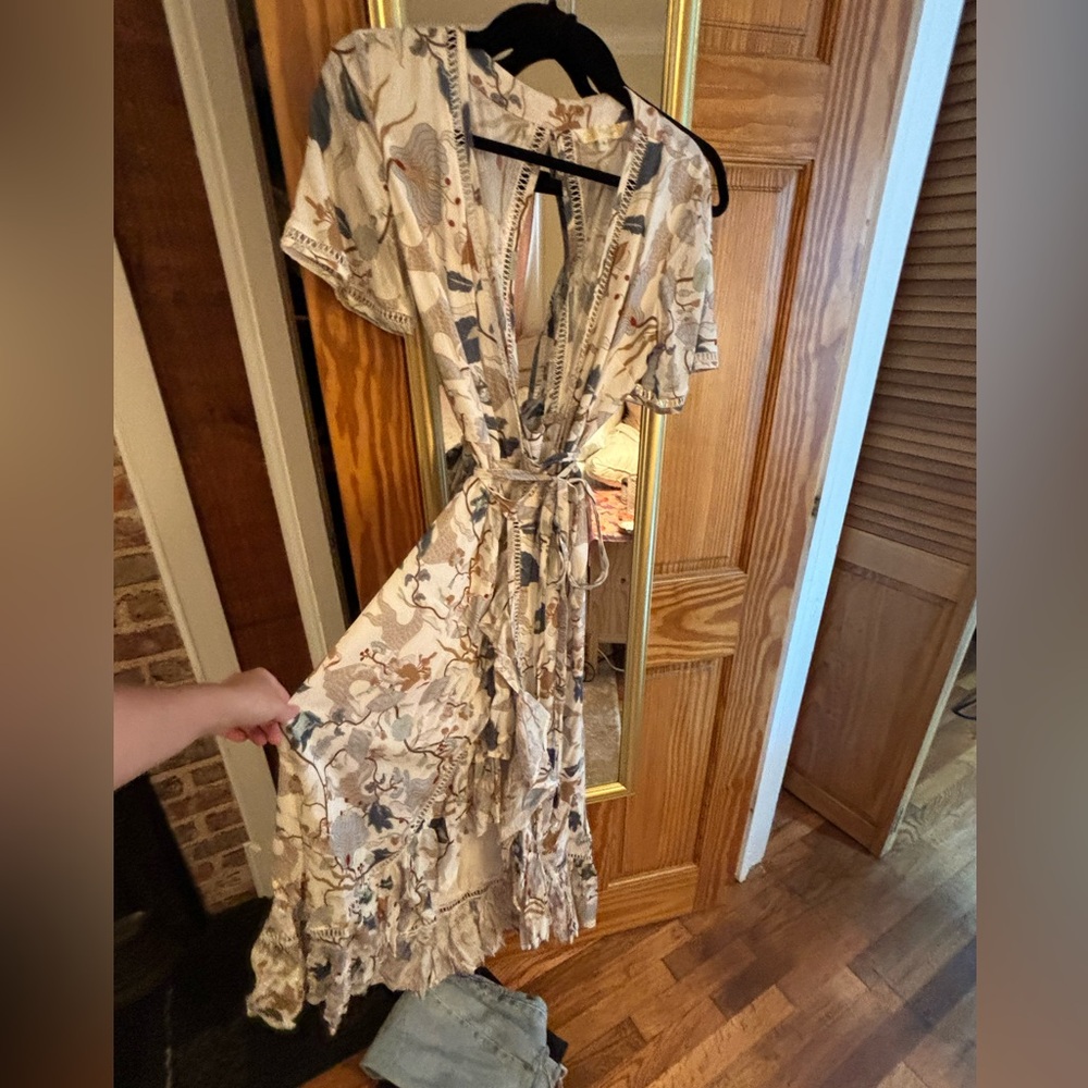 Boutique floral maxi dress with tie waist sz Small